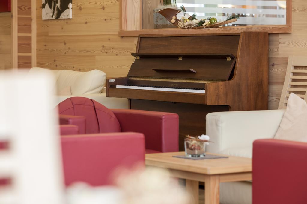 Hotel Baranci San Candido Kültér fotó