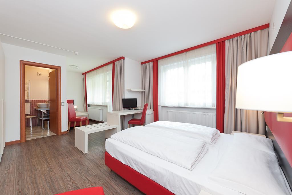 Hotel Baranci San Candido Kültér fotó