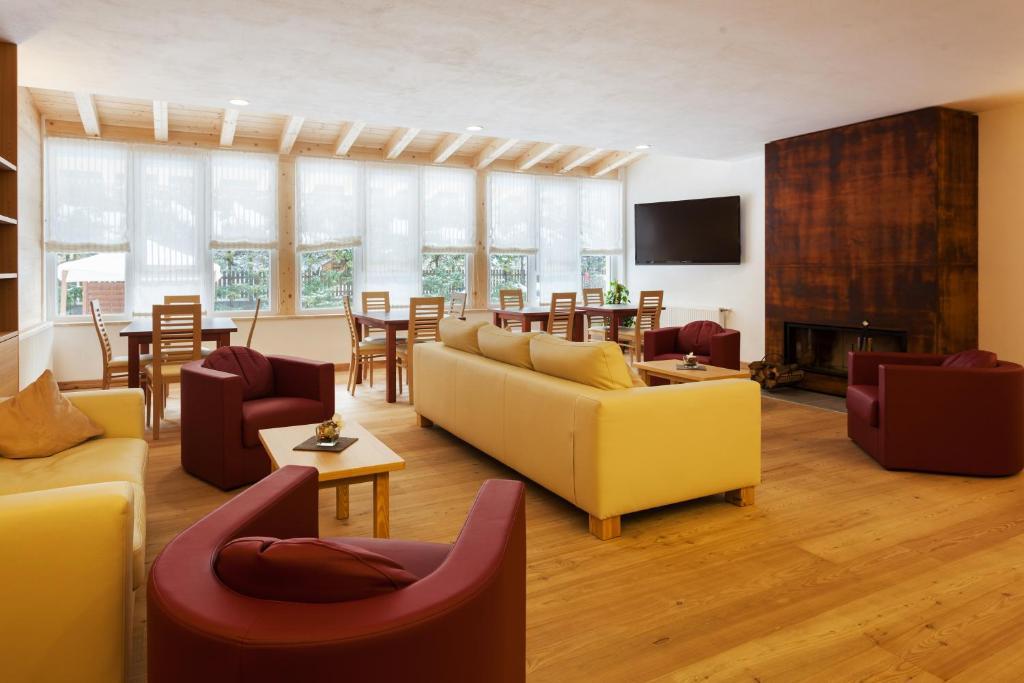 Hotel Baranci San Candido Kültér fotó