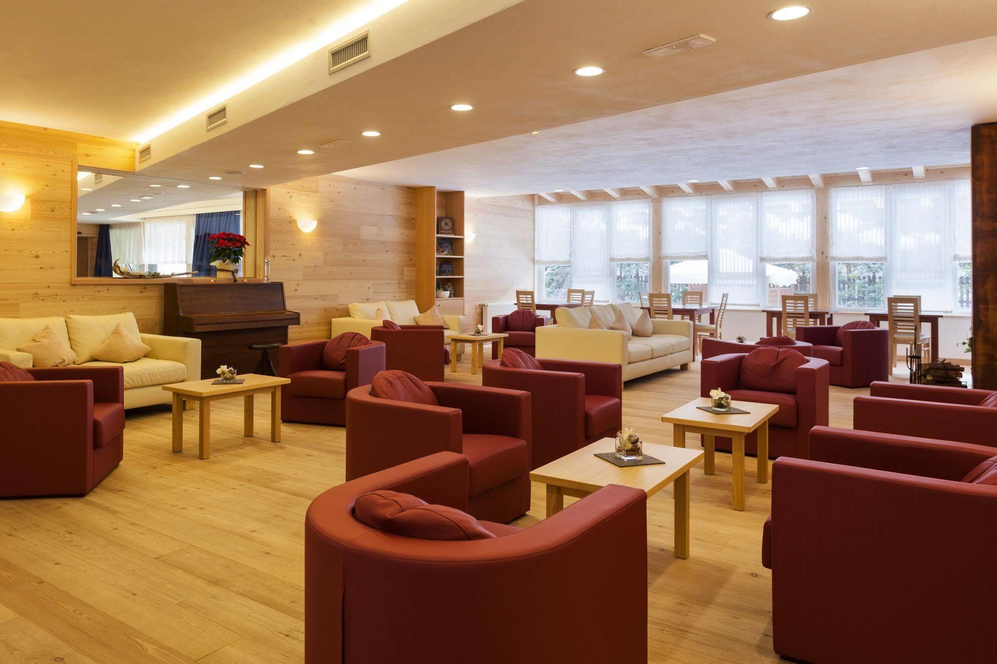Hotel Baranci San Candido Kültér fotó